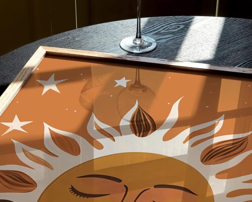 ⁦תמונה לחדר שינה בעיצוב בוהו שיק שמש מוקפת כוכבים בצבע כתום⁩ – תמונה ⁦5⁩