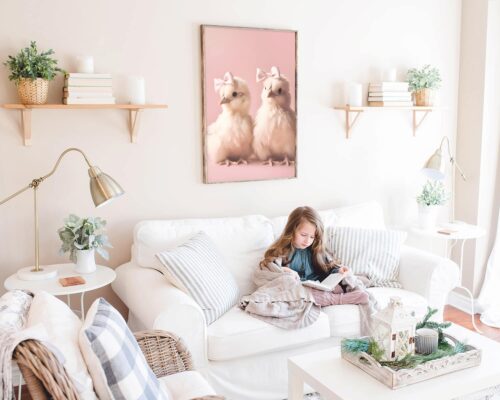 ⁦זוג אפרוחים בייבי עם פפיונים על רקע ורוד עדין⁩ – תמונה ⁦4⁩