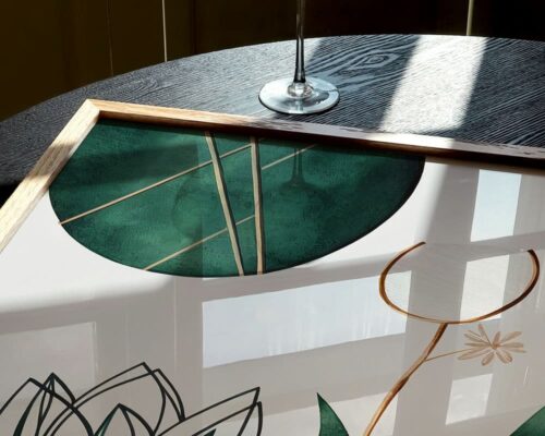 ⁦סט 3 תמונות לסלון בסגנון מינימליסטי עלים וקווי זהב⁩ – תמונה ⁦3⁩