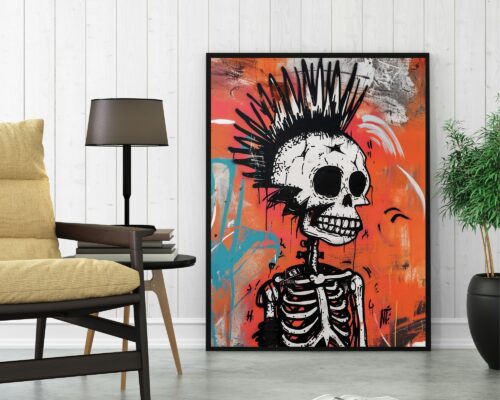 יצירת אמנות ממוסגרת בשם "תמונה לחדר נוער נוסח גרפיטי שלד פאנקיסט", הכוללת שלד פאנק רוק עם תסרוקת מוהוק מחודדת ורקע תוסס בסגנון גרפיטי בגוונים של כתום, אדום וכחול, מוצגת בסלון מודרני ליד לכורסה בז', מנורת רצפה ועציץ.